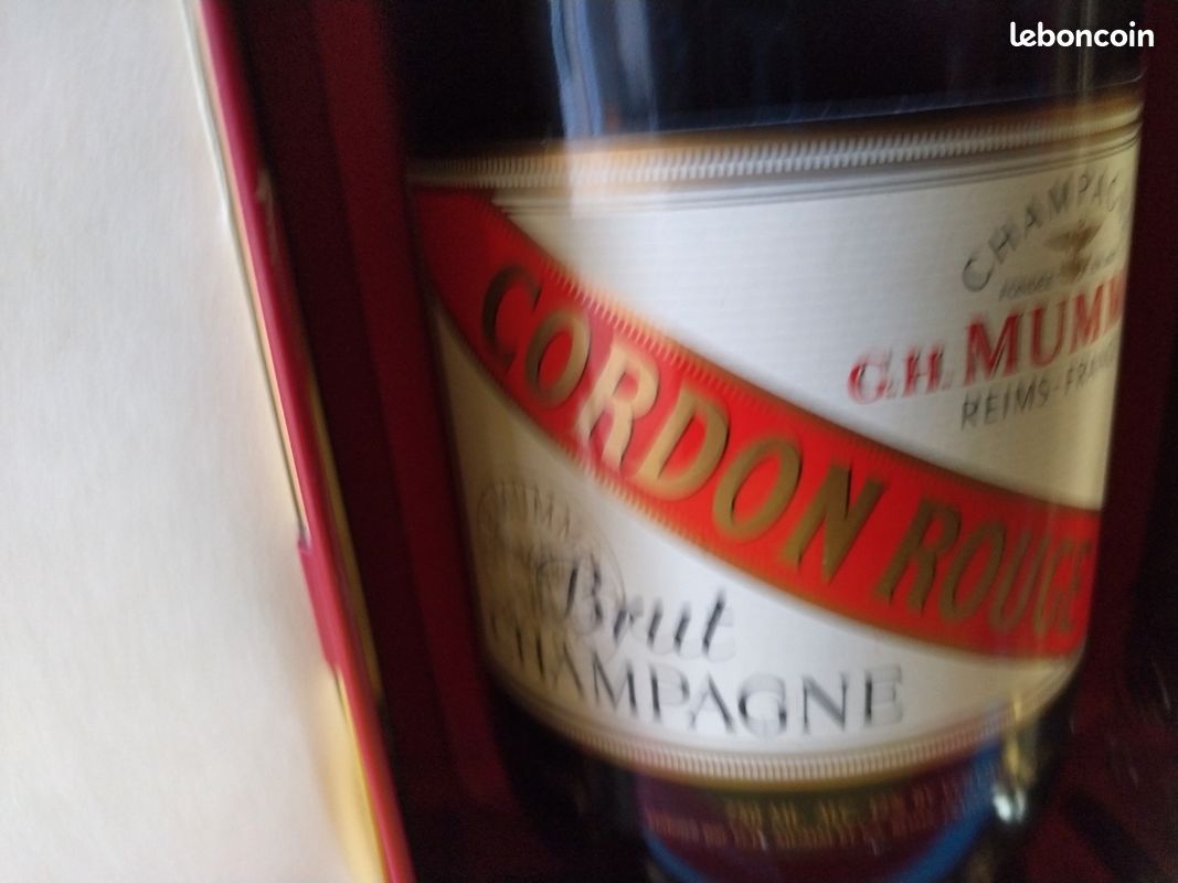 Champagne MUMM dans boîte métal (image 3)