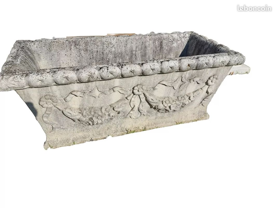Jardinière en pierre reconstituée (image 1)