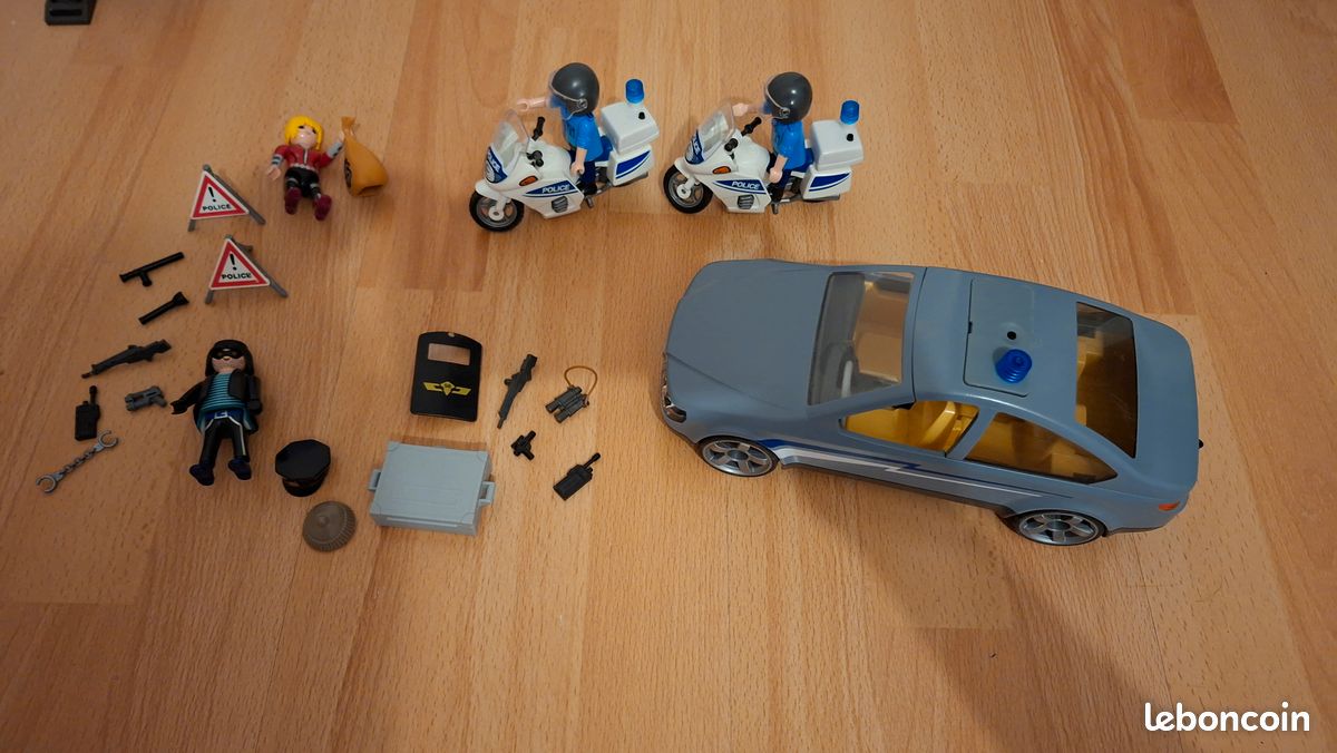 Lot playmobils (image 1)