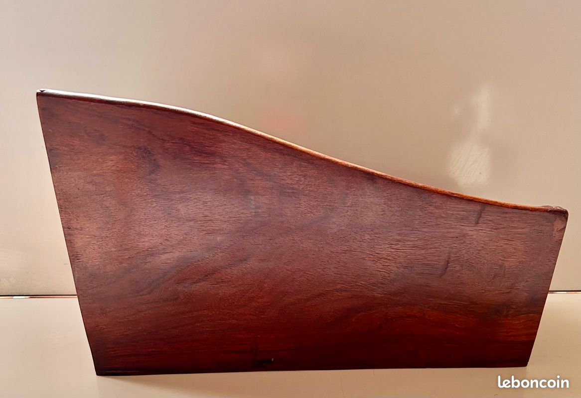 Titre de l'annonce : Trieur à Courrier / Porte-Documents Vintage en Bois Massif Sculpté 38 cm (image 3)