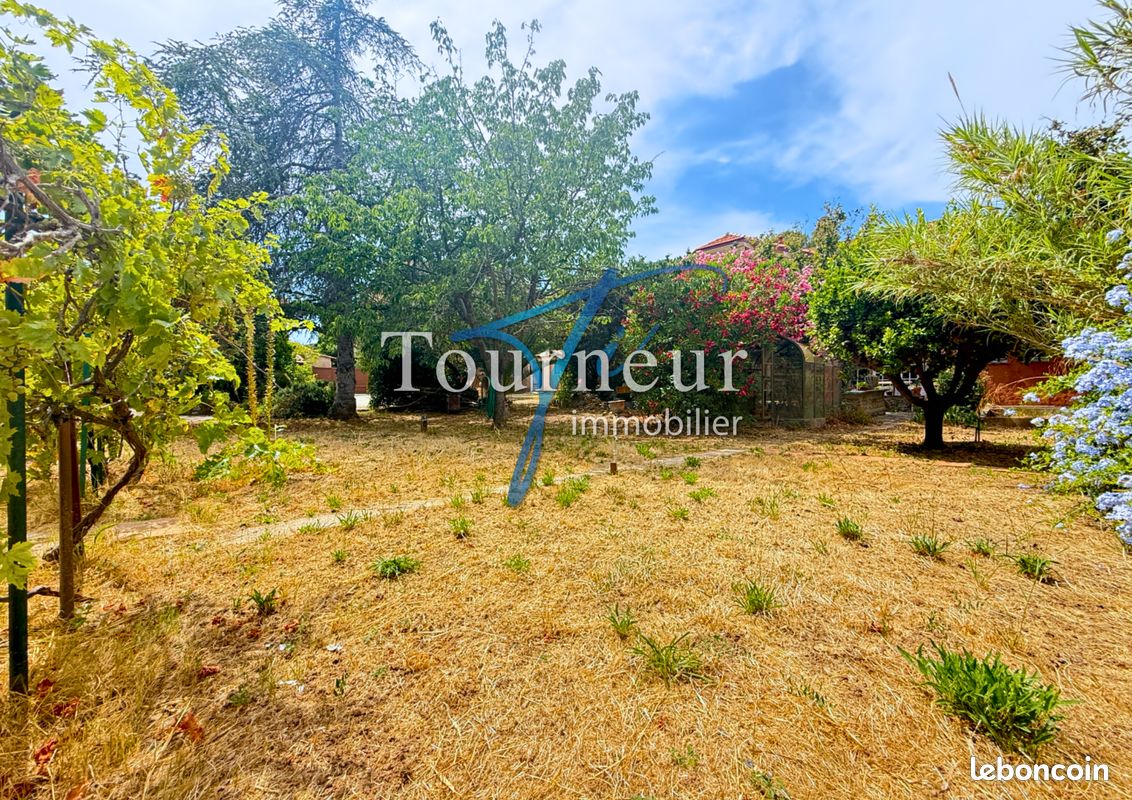 Maison 4 pièces 167 m² · à Sanary-sur-Mer · 167 m² · 1 196 000 €