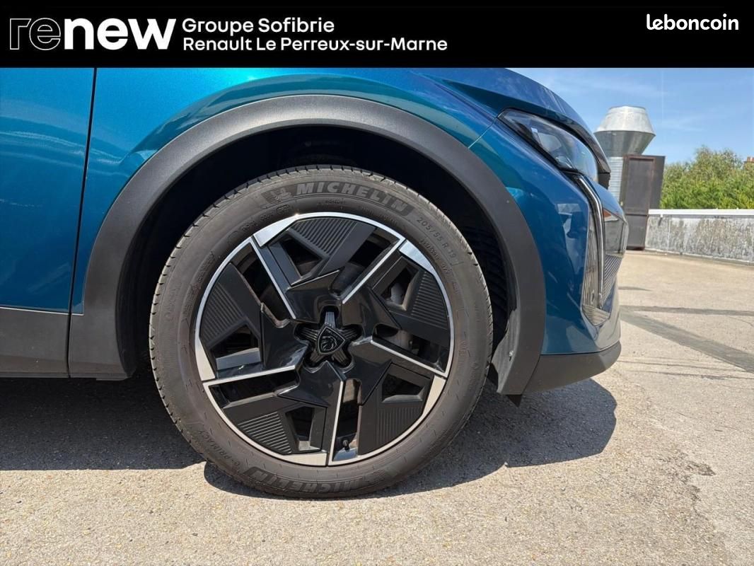 Peugeot 408 PHEV 225 e-EAT8 Allure Pack (image 13)