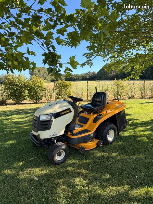 Tracteur tondeuse Cub Cadet 17 cv (image 3)