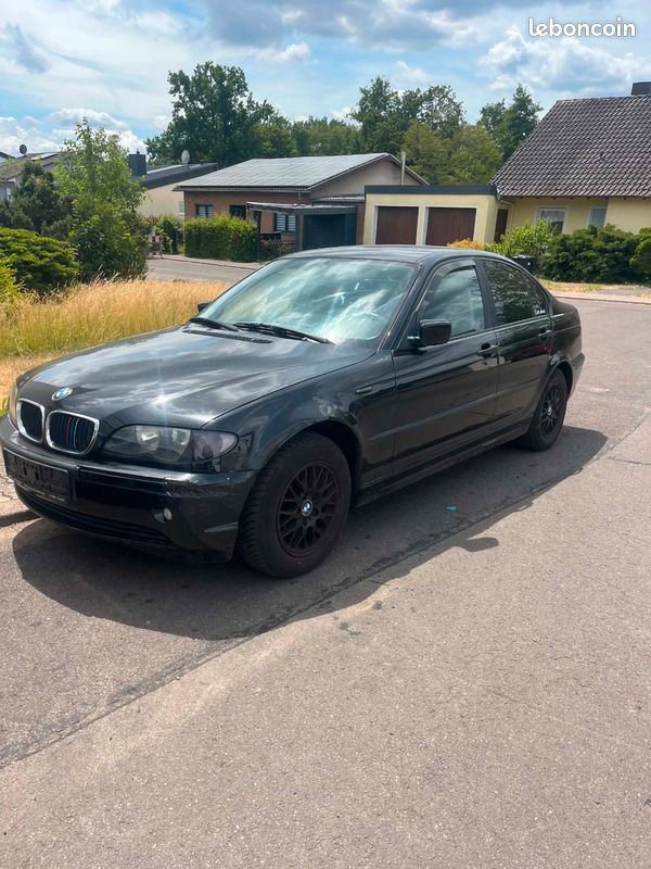 Je vends une voiture (image 2)