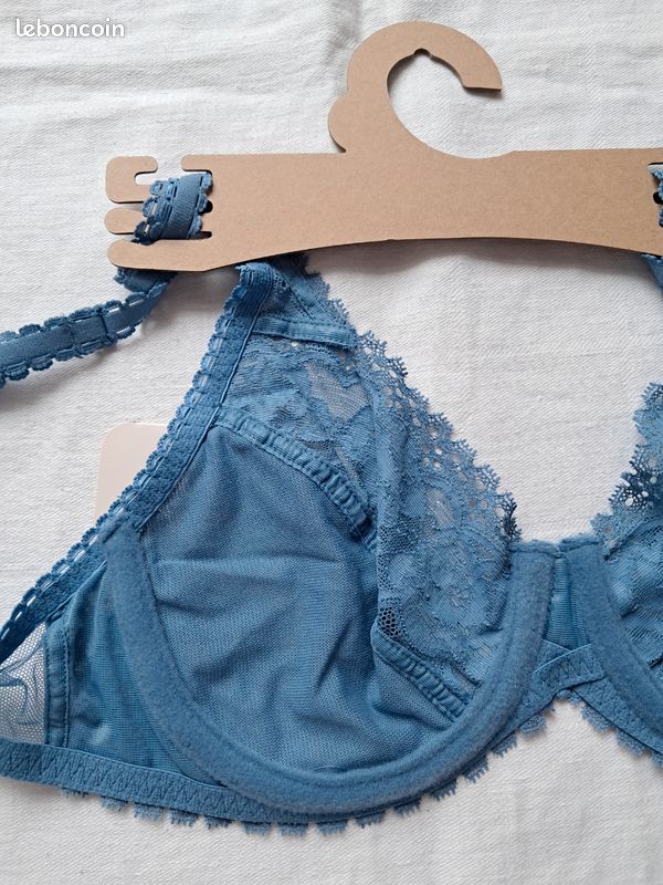 Soutien-gorge Playtex Femme - Taille 90C - Couleur Bleu - Neuf Avec étiquettes