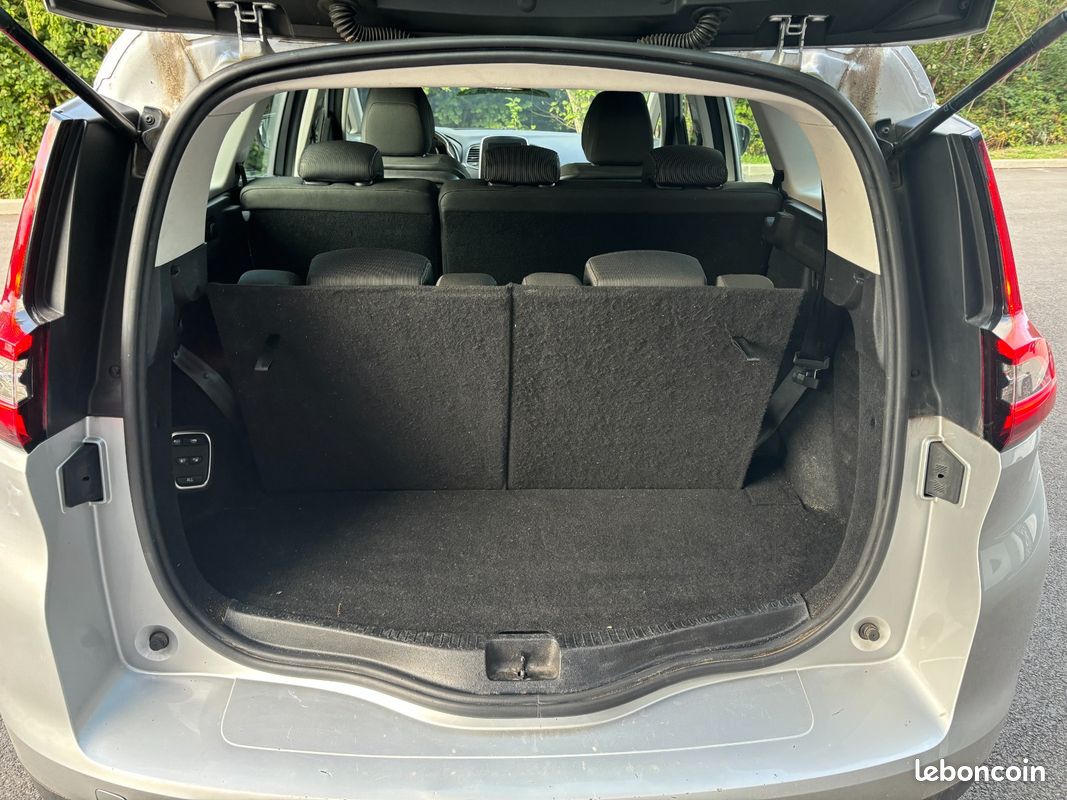 RENAULT GRAND SCENIC IV TCe 130 Energy Zen (image 17)