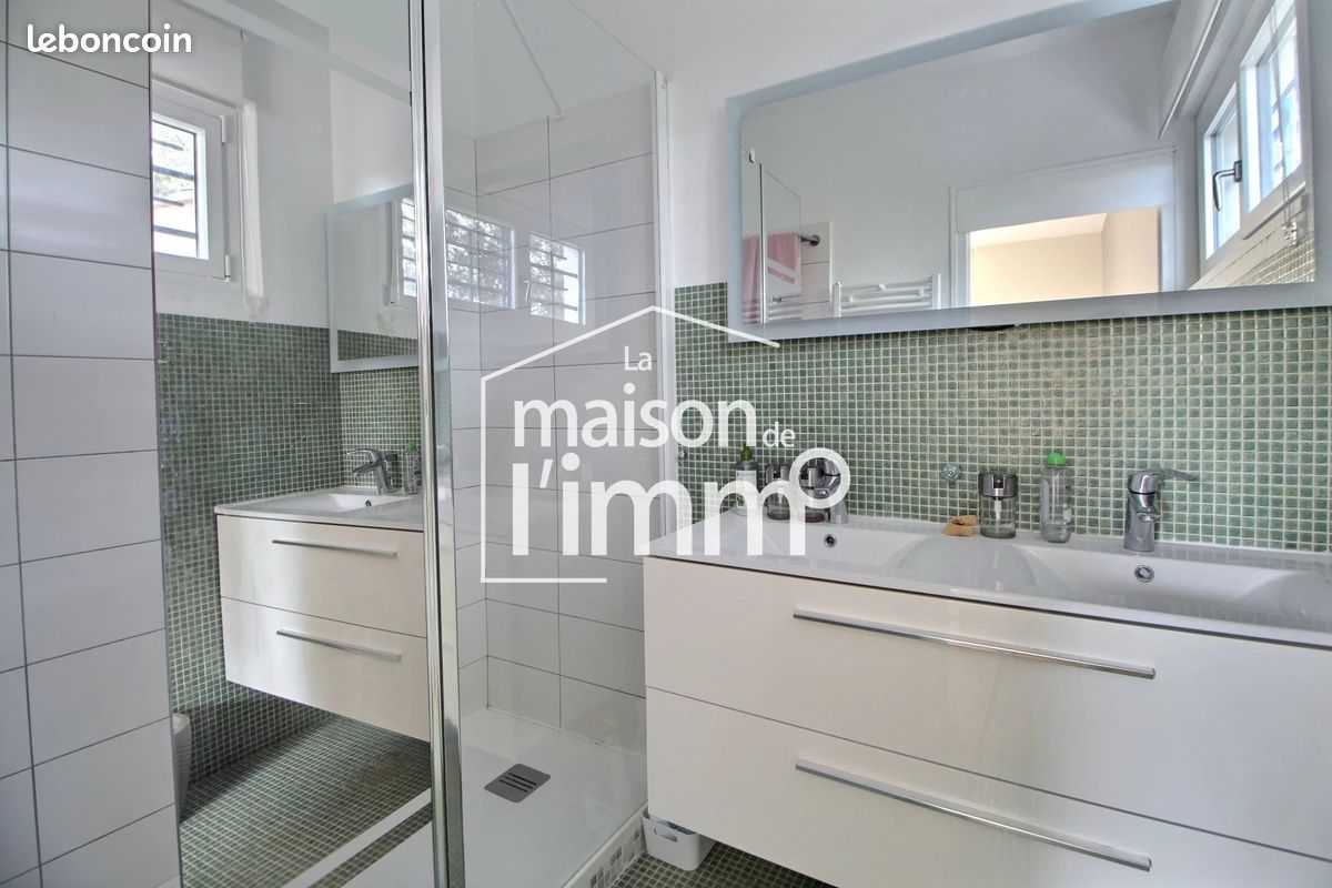 Maison a louer thonon-les-bains - 6 pièce(s) - 186 m2 - Surfyn