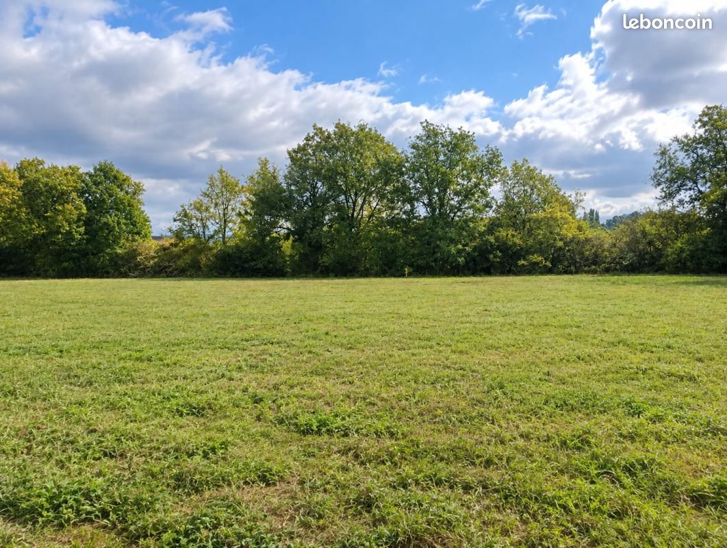 Terrain 2 000 m² Thenon · 29 000 €