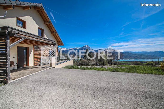 Maison 5 pièces 157 m²