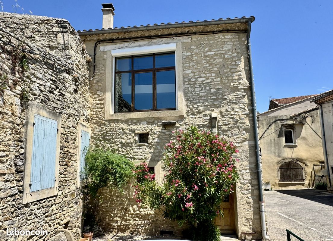 Maison 3 pièces 70 m² · à Grignan · 70 m² · 159 000 €