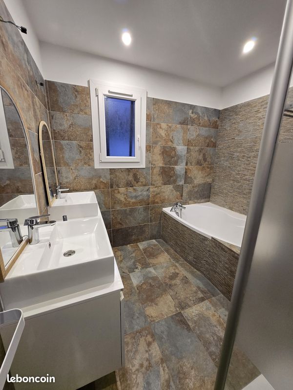 Maison 5 pièces 110 m² · à Camps-la-Source · 110 m² · 1 450 €/mois
