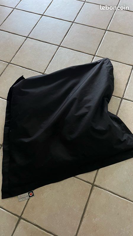 Pouf noir (image 3)