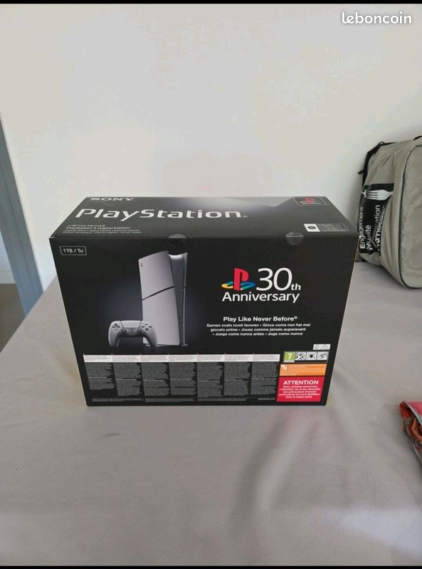 PlayStation 5 Digital Edition 30ème Anniversaire - PS5 Slim 1To Gris - Neuf Scellé
