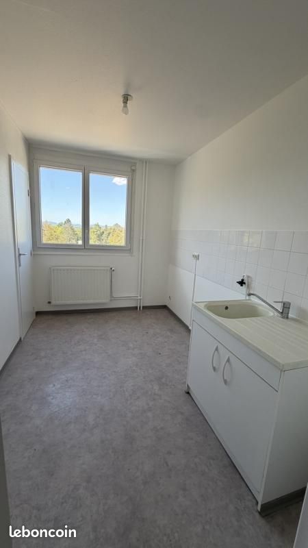 Appartement 4 pièces 74 m² · à Autun · 74 m² · 704 €/mois