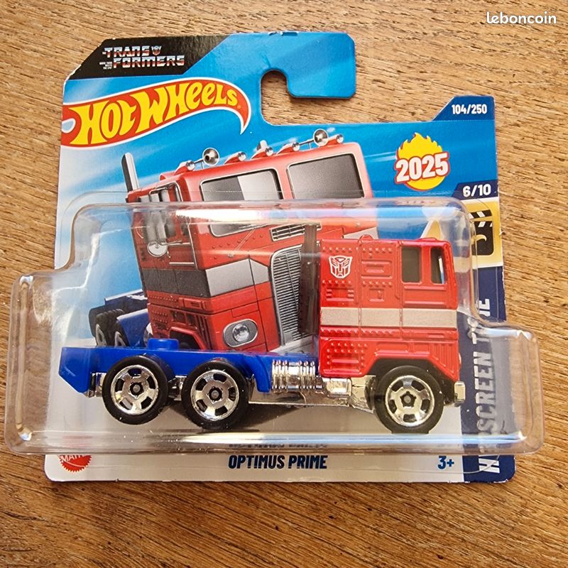 Hot Wheels Transformers Optimus Prime - Échelle 1/64 - Camion Rouge - Neuf 2024
