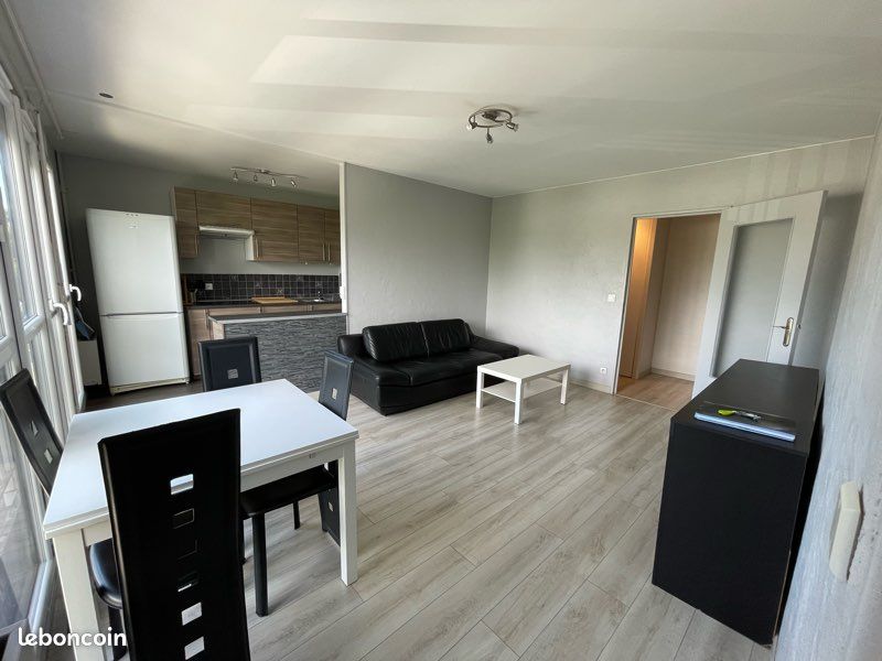 Appartement 2 pièces 44 m² · à Noisy-le-Grand · 44 m² · 1 050 €/mois