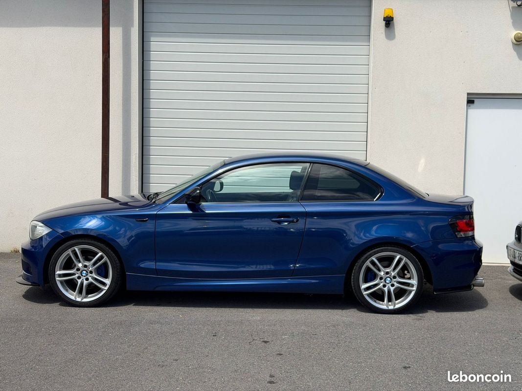Bmw serie 1 e82 lci 118d 143ch sport design (image 3)