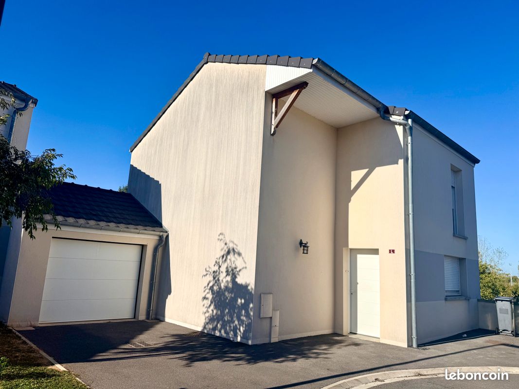 Maison 4 pièces 100 m² · à Châlons-en-Champagne · 100 m² · 1 080 €/mois