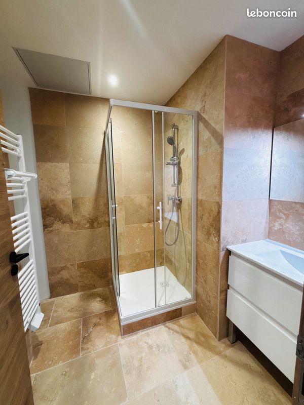Appartement 3 pièces 51 m² · à Gréoux-les-Bains · 51 m² · 146 000 €