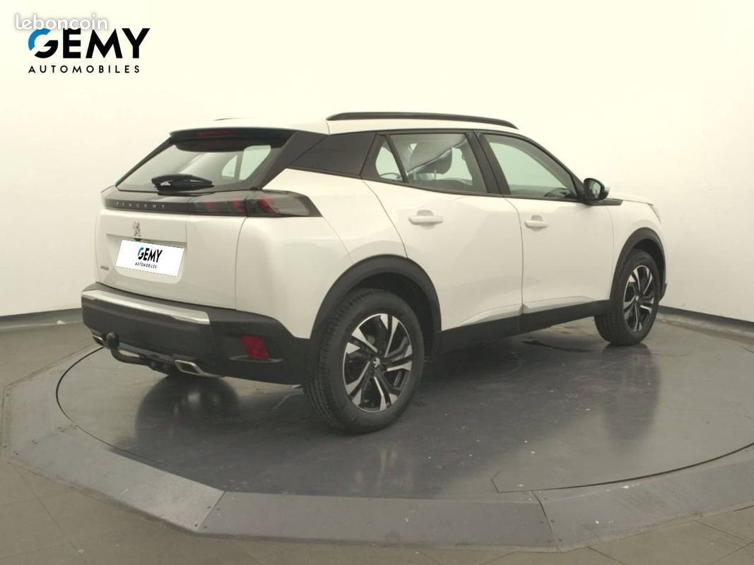 PEUGEOT 2008 PureTech 130 S&S BVM6 Allure (image 18)