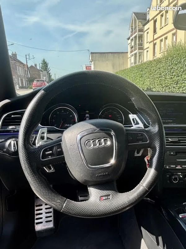 Audi RS5 V8 4.2 FSi 450 CV Quattro S Tronic 7 + Toit Ouvrant + Audio Bang & Olufsen (image 16)