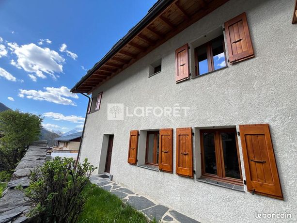 Appartement 6 pièces 113 m²