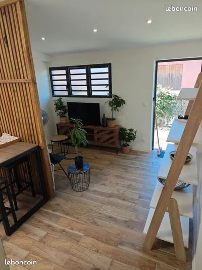 Appartement 2 pièces 30 m² · à Saint-Denis · 30 m² · 950 €