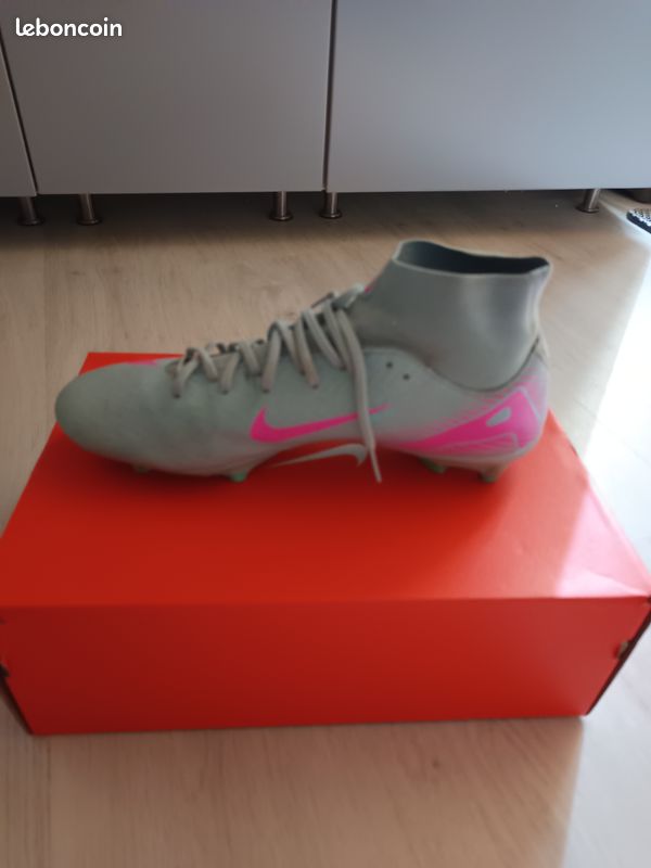 Chaussures de foot 45 (image 2)