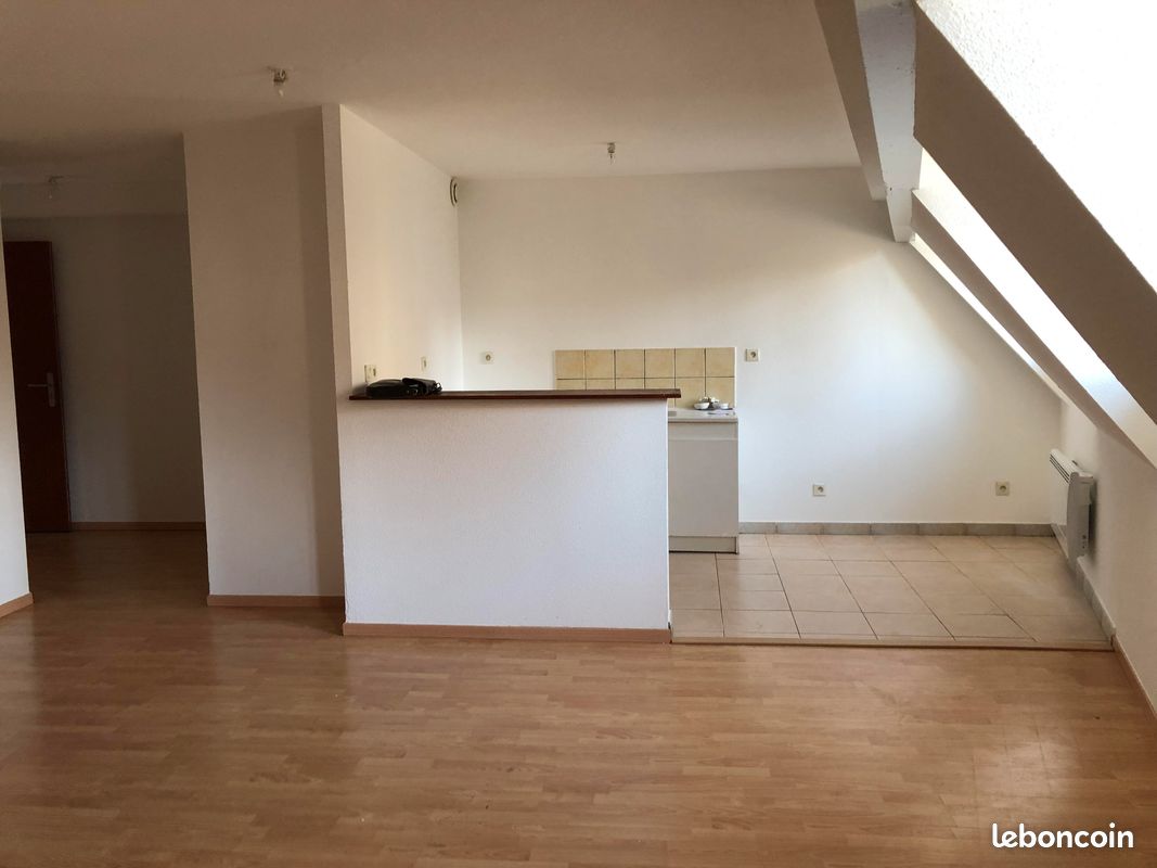 Appartement 3 pièces 75 m² · à Dole · 75 m² · 592 €