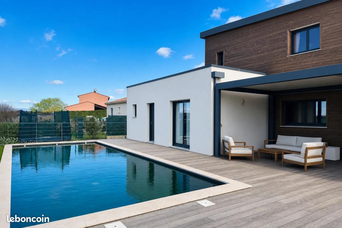 Villa 7 pièces 152 m² (image 1)