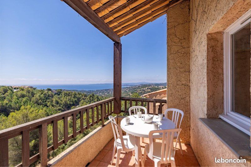 Appartement 2 pièces 35 m² · à Roquebrune-sur-Argens · 35 m² · 780 €/mois