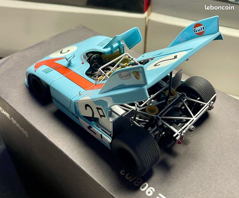Miniature 1/18 auto art signature Porsche 908/03 Nürburgring 1971 Bell/ Siffert N2 Gulf réf87173 (image 6)