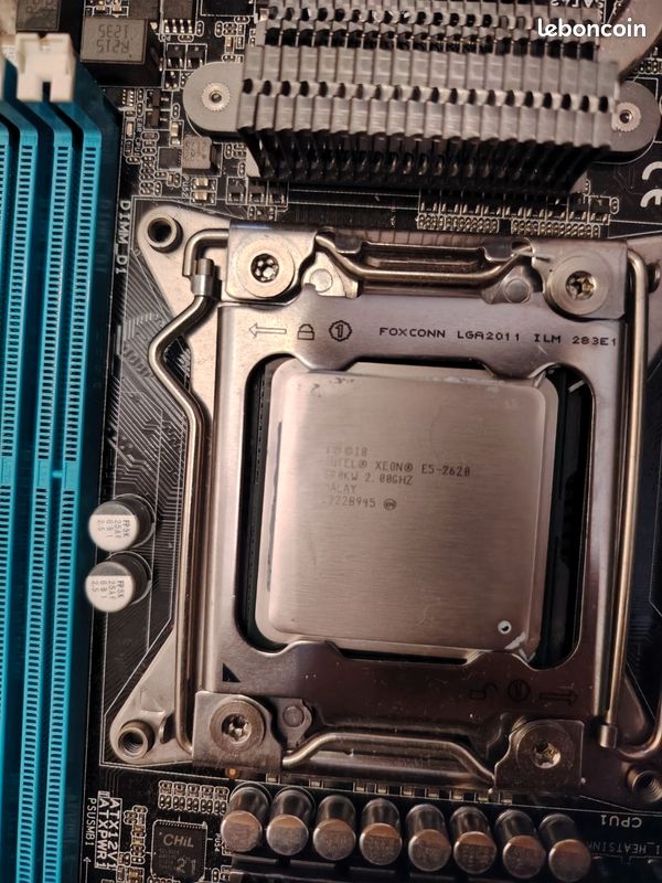 Carte Mère Asus CUV 4X-D Bi-processeur – Avec 2 Pentium Socket 370, SDRAM