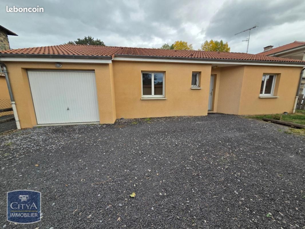 Maison 3 pièces 80 m² · à Issoire · 80 m² · 935 €/mois