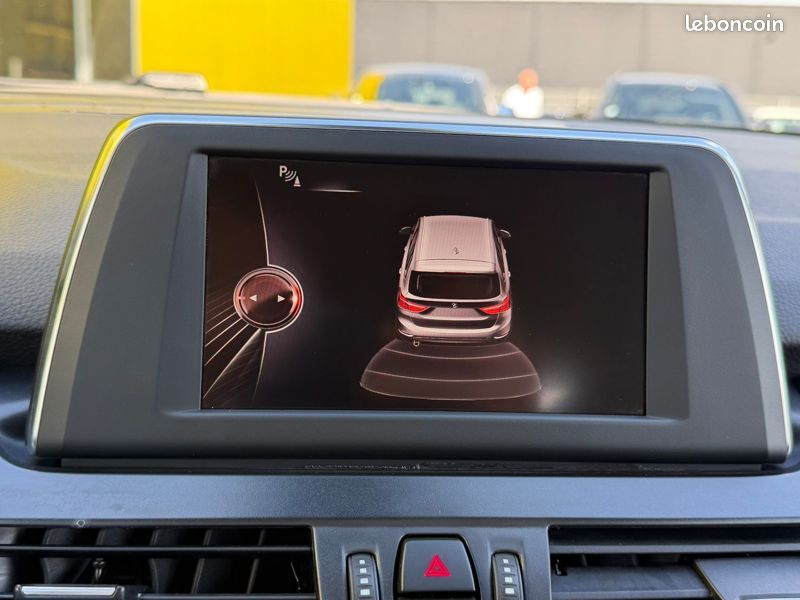 BMW Série 2 Gran Tourer 216d 1.5 116 Business GPS Radar AR 7 places Régul (image 18)