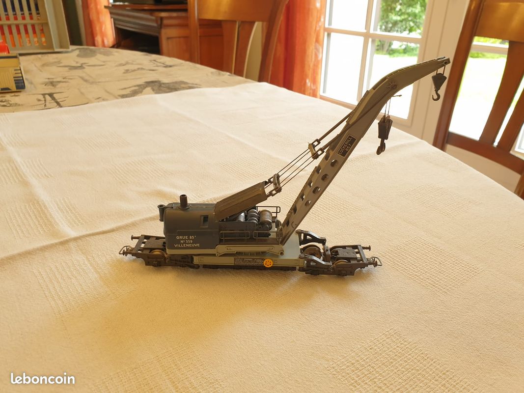 Faller - F222176 - Modélisme - Grue Manutention + Chargeur