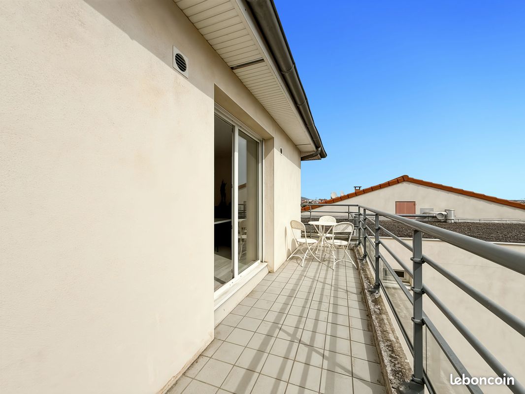Appartement 3 pièces 91 m² · à Clermont-Ferrand · 91 m² · 980 €/mois