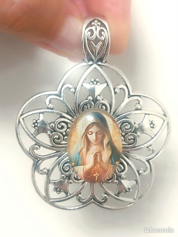 Pendentif Argenté UbU Paris Vintage – Modèle Magnifique Et Rare, Référence 3073
