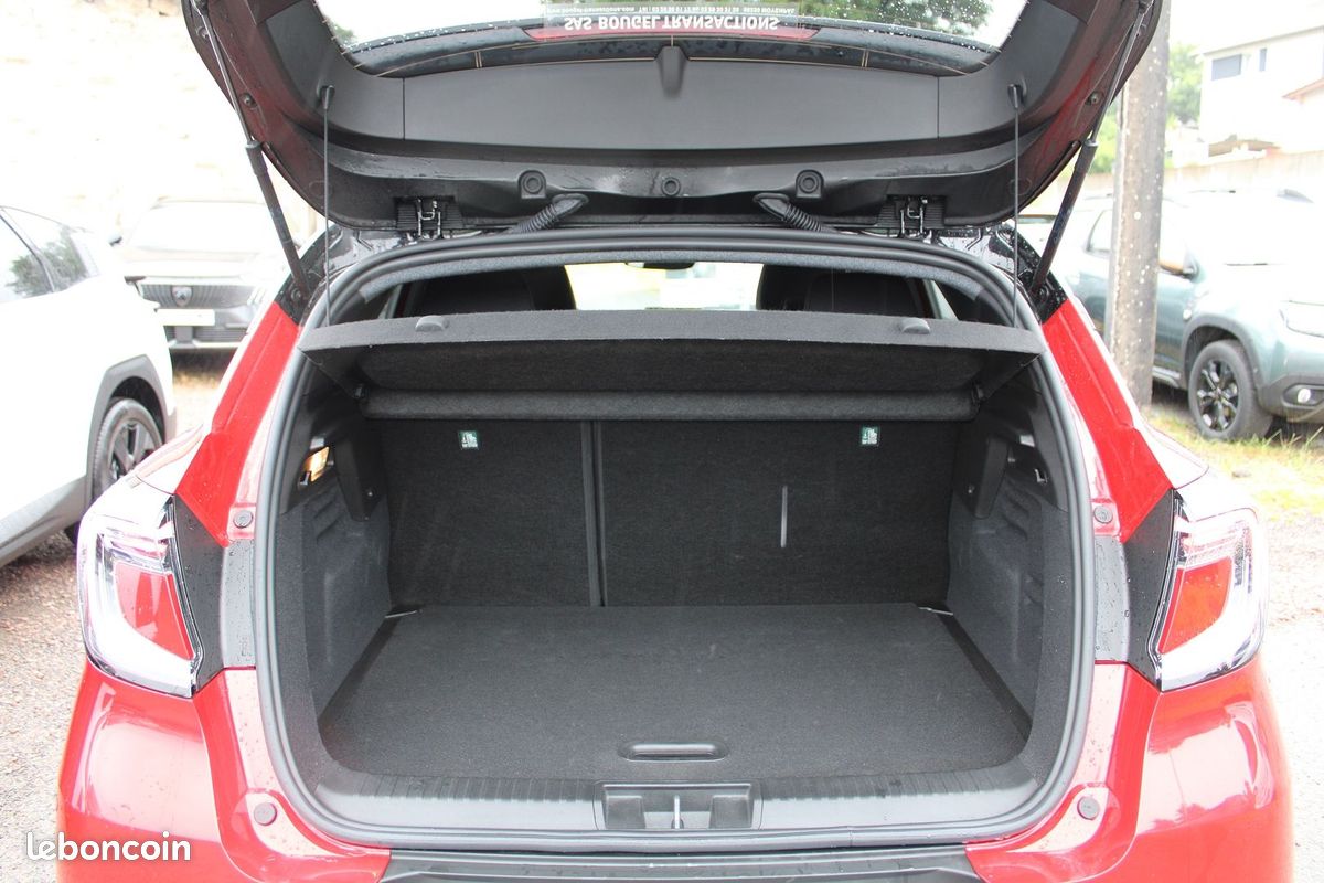 Renault CAPTUR 5 ESPRIT ALPINE 1L6 E-TECH FULL HYBRID 145 CV BOITE AUTO CAMÉRA 360 CUIR JANTES 19 (image 7)