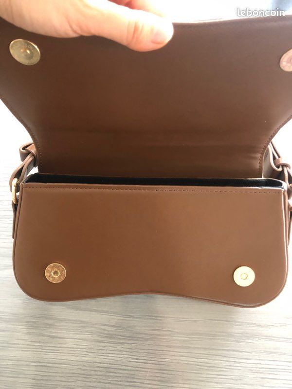 Sac à bandoulière marron tout neuf avec forme jolie et chic sac à main fashion (image 8)