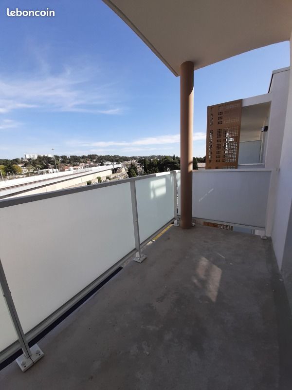 Appartement 1 pièce 18 m² · à Nîmes · 18 m² · 377 €/mois