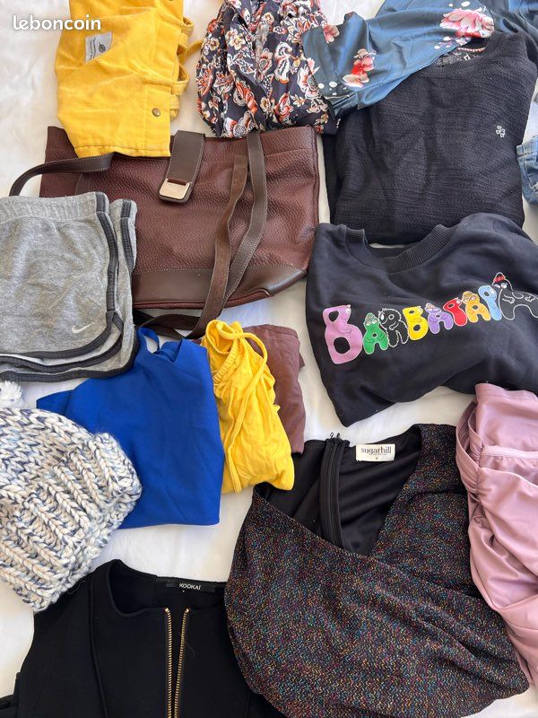 Vide dressing lot habits accessoires divers (image 6)
