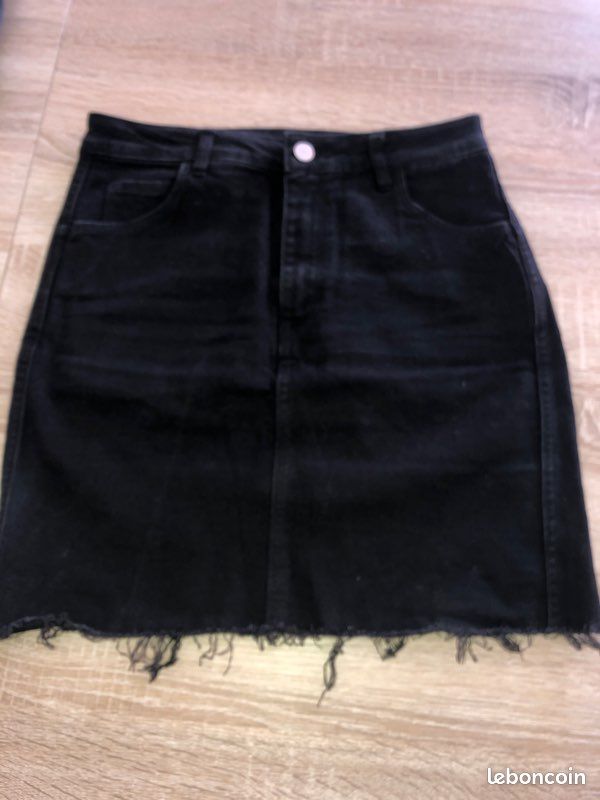 Jupe noir en jean (image 3)