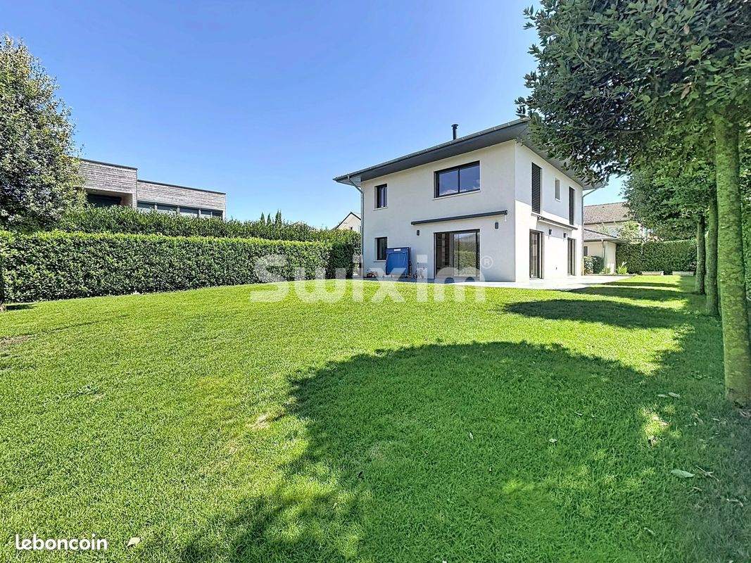 Maison 6 pièces 162 m² · à Prévessin-Moëns · 162 m² · 1 095 000 €