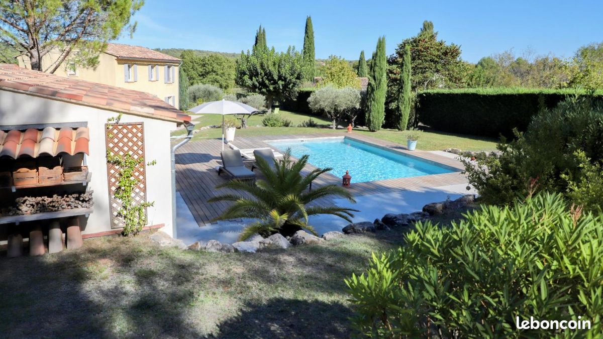 Maison 6 pièces 215 m² · à Rognes · 215 m² · 1 190 000 €