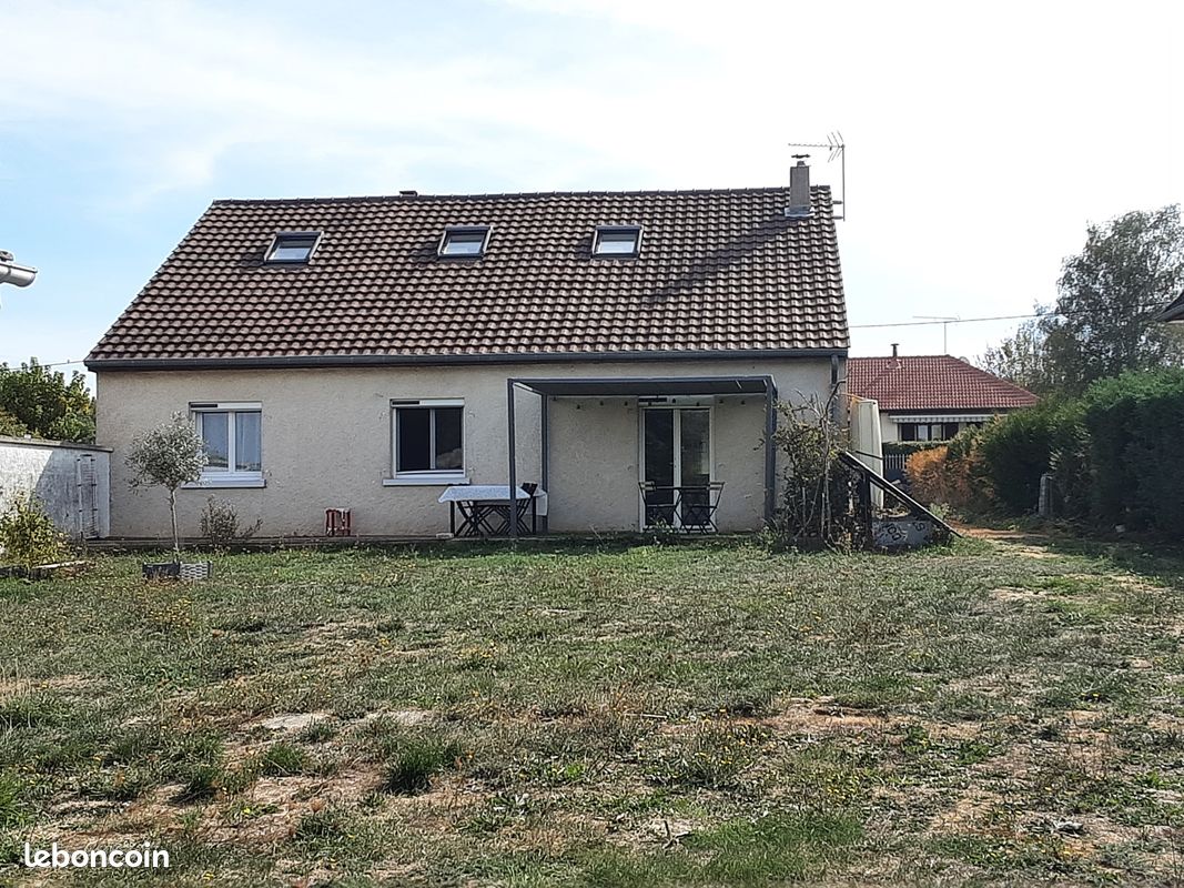 Maison 7 pièces 170 m² · à La Charmée · 170 m² · 255 000 €