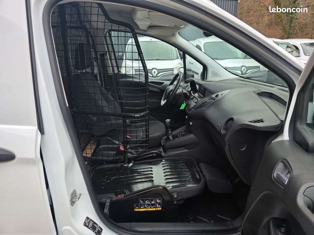 ✅ford transit courrier 1.5 tdci 75 ch trend⏩️ double porte laterale ⏩️boite 6 vitesses (image 10)