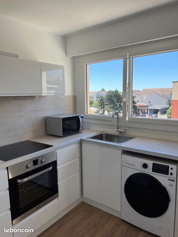 Appartement 1 pièce 26 m² · à Maurepas · 26 m² · 800 €/mois
