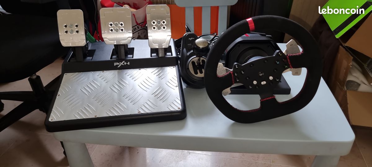 Volant PXN V10 (image 2)