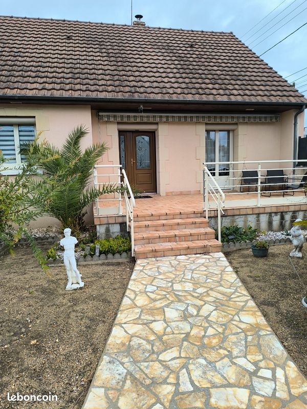 Maison 5 pièces 102 m² · à Le Mans · 102 m² · 240 000 €